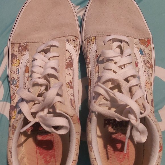 2017 Limited Edition Peanuts Vans - Picture 2 of 8